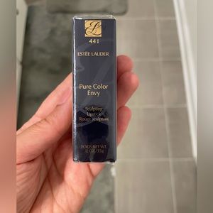 Estee lauder lipstick
